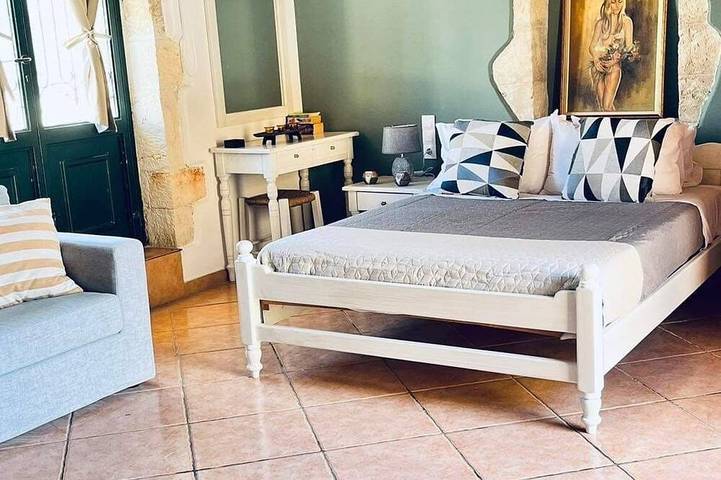 Ferienwohnung für 4 Personen, mit Pool und Garten
