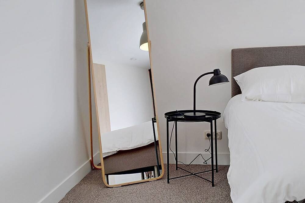 Entire apartment, Beautiful first and second floor apartment in historic Leiden in Leiden, North Sea Netherlands