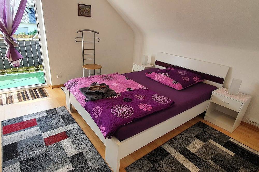 Ganze Wohnung, Ferienwohnung  Sehr schöne malerische ruhige Lage. in Vaihingen an der Enz, Kraichgau