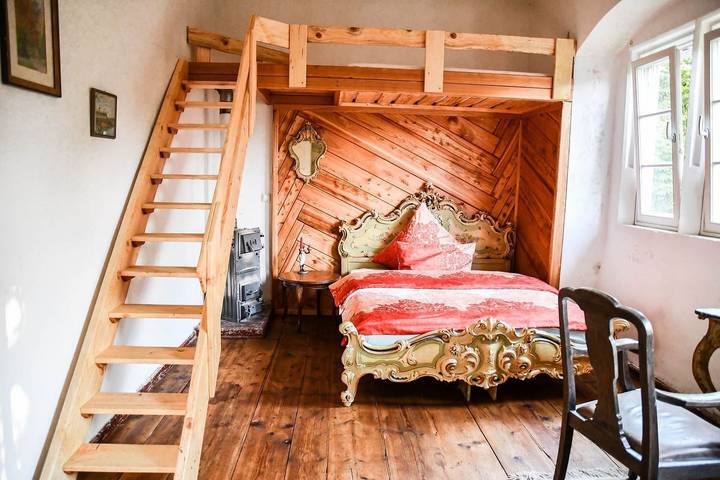 Ferienwohnung für 12 Personen, mit Garten und Ausblick in Hildburghausen