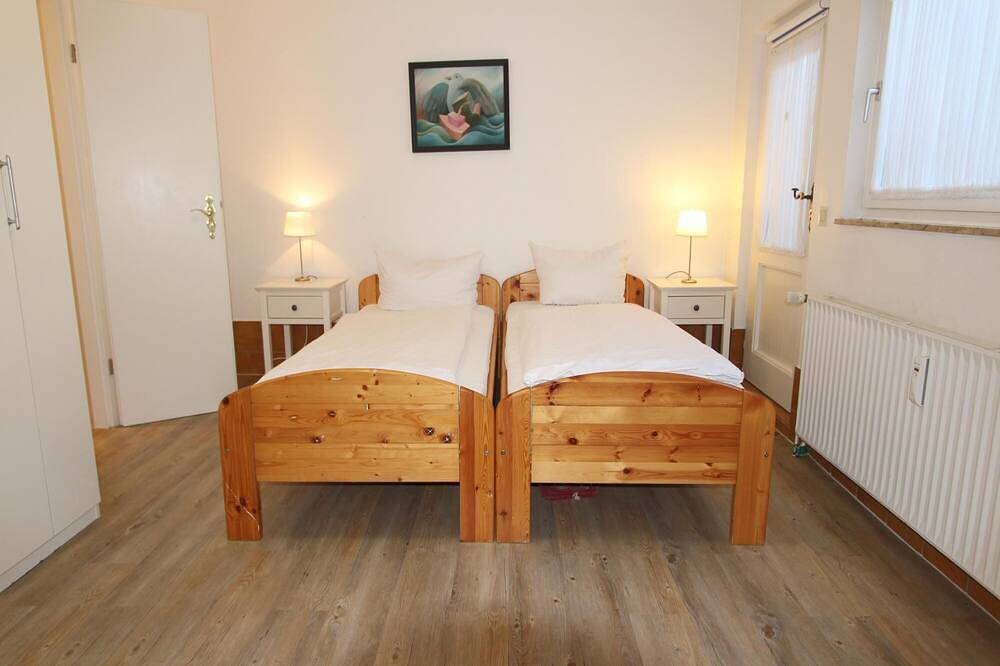 Ganze Wohnung, Helles 3-Zimmer-Appartement in direkter Nähe zum Wenningstedter Weststrand in Wenningstedt, Sylt