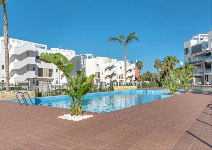 Ferienwohnung für 4 Personen, mit Kinderpool und Garten sowie Balkon und Whirlpool - 1