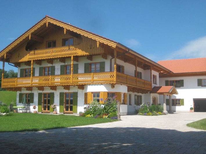 Auf dem Bauernhof Georgenhof in Huglfing, Pfaffenwinkel