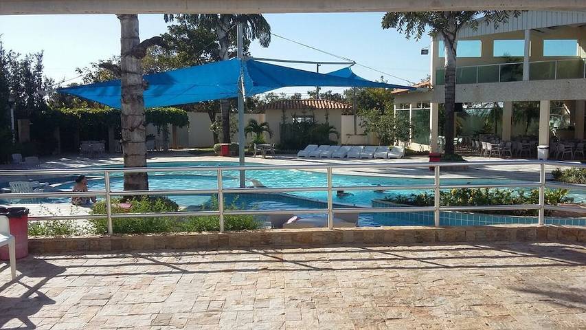 Casas e apartamentos de temporada para 5 pessoas, com jacuzzi e piscina em Caldas Novas