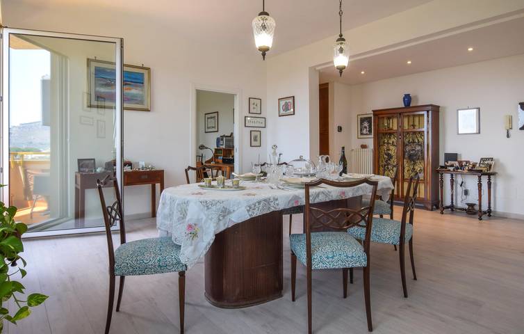 Ganze Ferienwohnung, Appartement mit Meerblick, WiFi und Parkplatz in Bagheria, Palermo Provinz