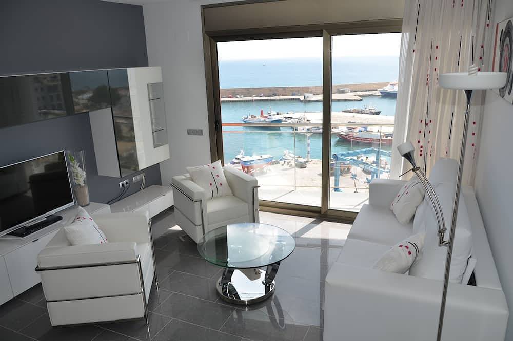 Apartamento entero, El nuevo apartamento, Casa Cleo, tiene una impresionante vista frontal al mar. in Tierras del Ebro, Costa Dorada