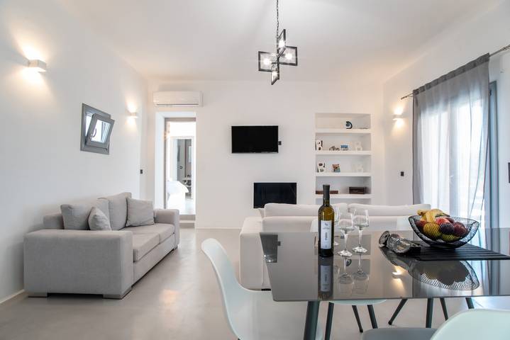 Villa 'Blue Bell Resort Sunrise' avec vue sur la mer, Wi-Fi et climatisation in Paros