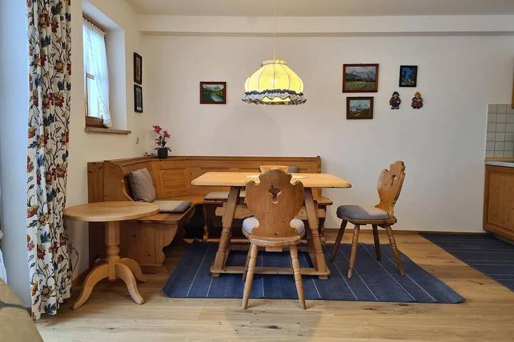 Ganze Wohnung, Ferienwohnung Nr. 3 - Landhaus Eduard Heigl in Ettal, Bayerische Alpen