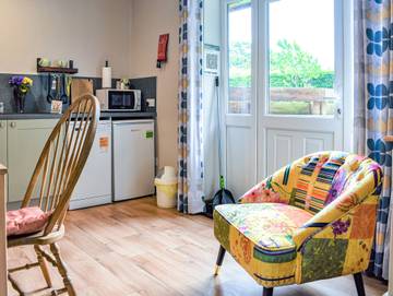 Log Cabin for 2 People in Sourton, Devon, Photo 3