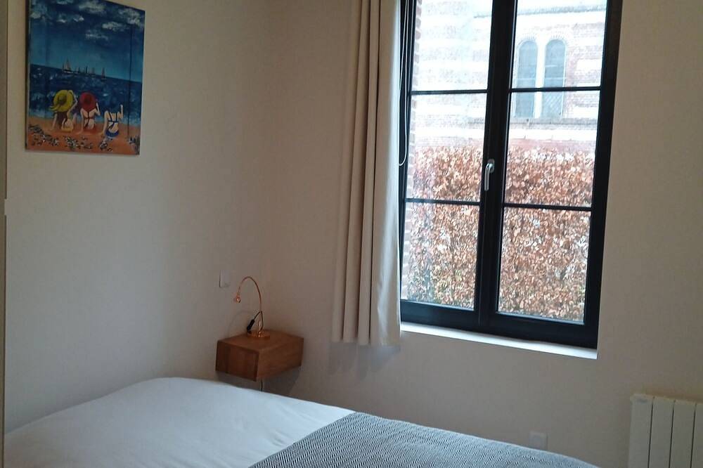 Appartement entier, Proche de la Mer, Logement Familiale Pour 4 Personnes in La Chapelle-sur-Dun, Région de Dieppe