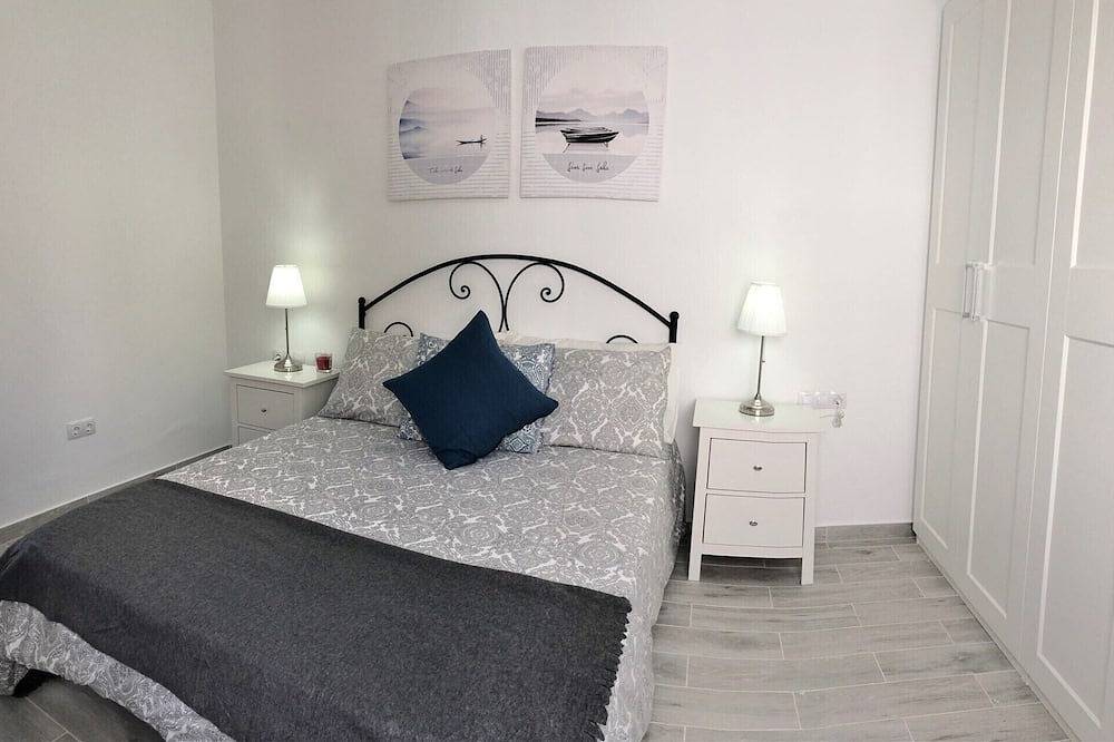 Superb South Facing Monte Castillo Bungalow. Recent refurb. in Caleta de Fuste, Antigua