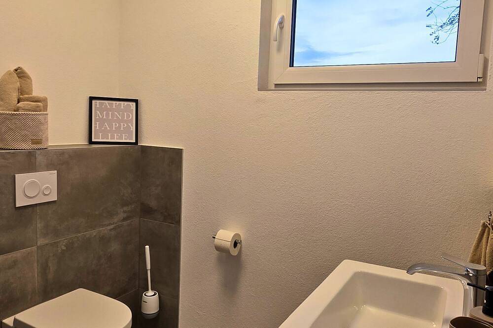 Ganze Wohnung, Gönnen Sie sich eine Auszeit über den Hügeln des Bergischen Landes in Nümbrecht, Oberbergischer Kreis