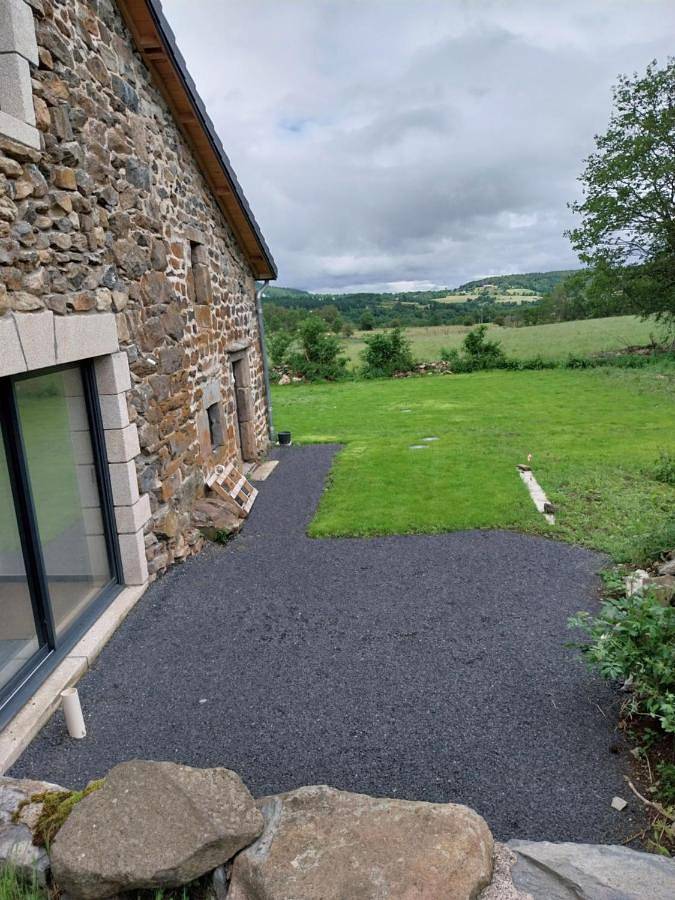Location de vacances pour 18 personnes, avec terrasse ainsi que jardin et vue à Araules - 3