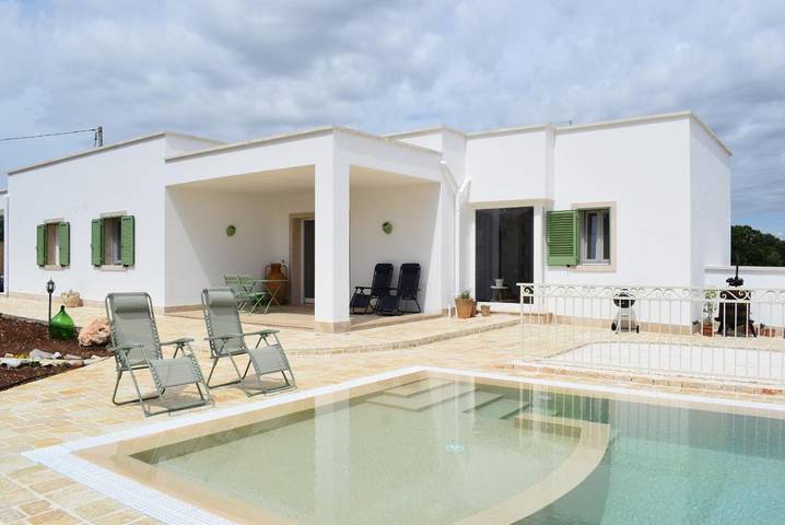 Villa per 4 persone, con giardino e piscina - 1