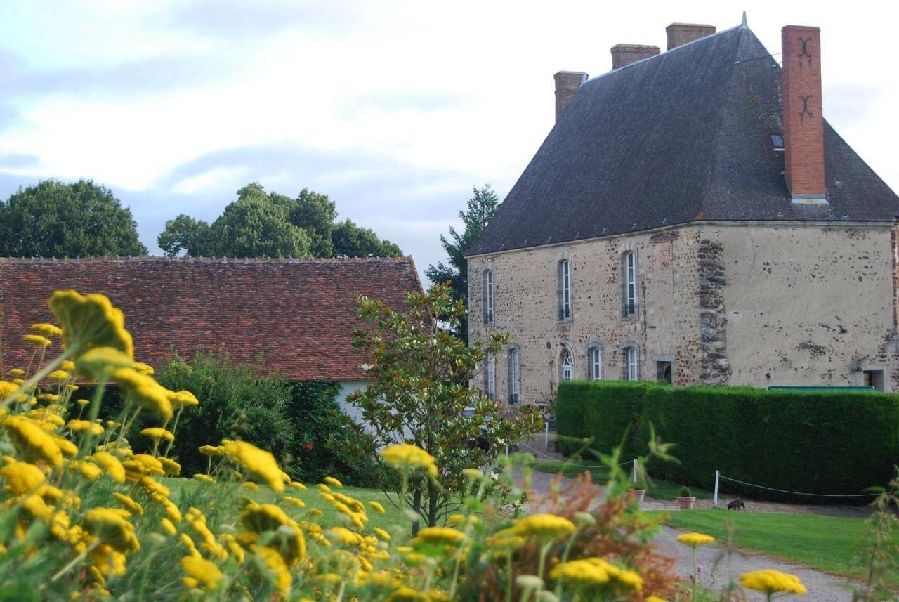 Double Room in Saint-Pourçain-sur-Sioule, Allier