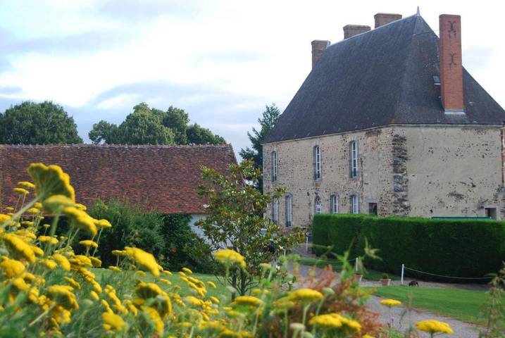 Chambre d’hôte pour 2 personnes, avec Terrasse et Jardin ainsi que Piscine et Vue