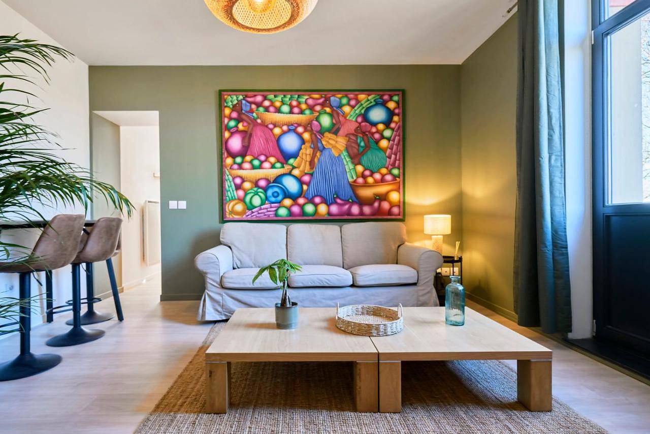Appartement entier, Two-Bedroom Apartment in Mouvaux, Région de Lille