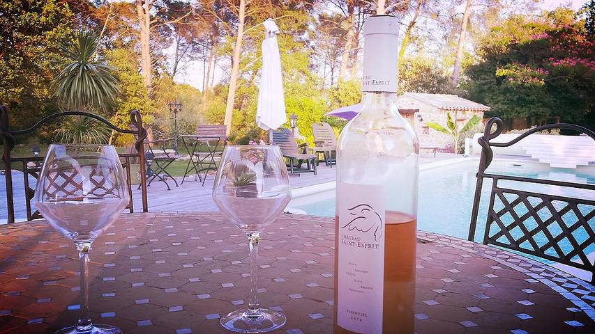 Chambre d’hôte pour 3 personnes, avec jardin et piscine dans le Var - 2