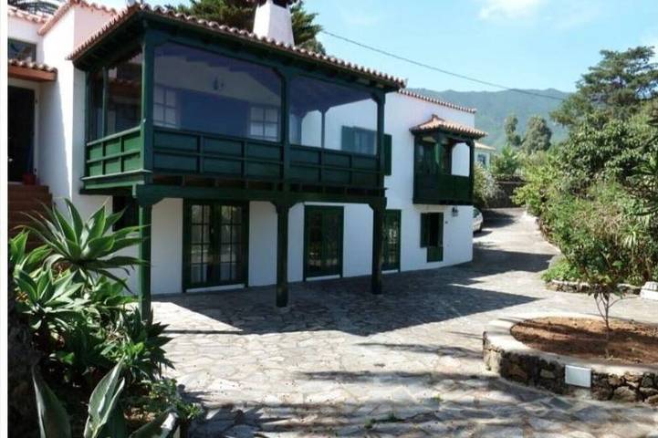 Chalet para 8 personas, con balcón y jardín - 1