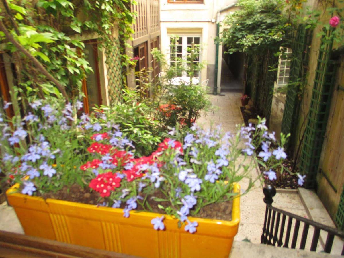 Chambres d'hôtes Le Patio d'Alain et Véronique Lunéville in Lunéville, Région de Lunéville