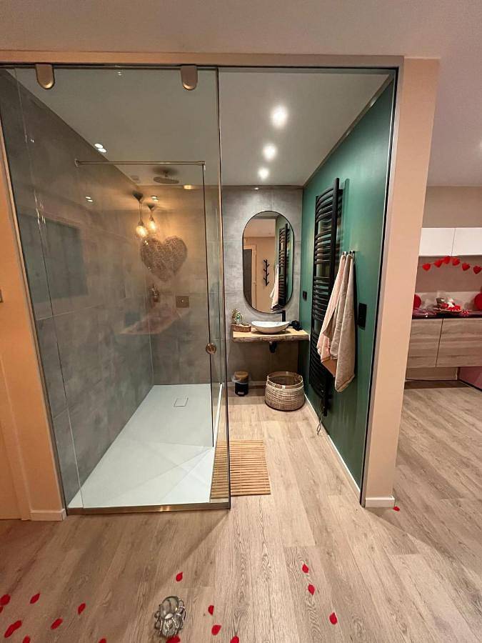 Hôtel pour 2 personnes, avec jacuzzi et sauna à La Louvière