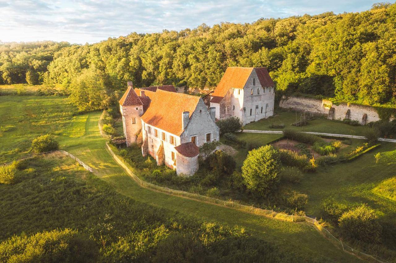 Chateau monastere de la Corroirie in Chemillé-sur-Indrois, Région de Loches