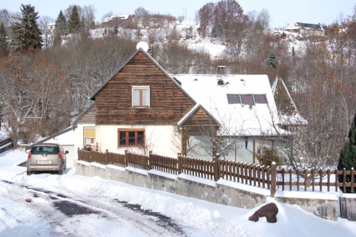 Location de vacances pour 10 personnes, avec jardin à Besse-et-Saint-Anastaise - 4