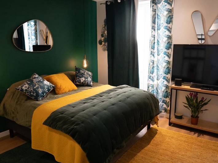 Gîte pour 2 personnes, avec Vue dans Theatre Galli Sanary Sur Mer