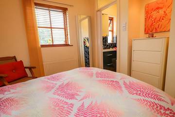 Log Cabin for 5 People in County Fermanagh, Photo 4