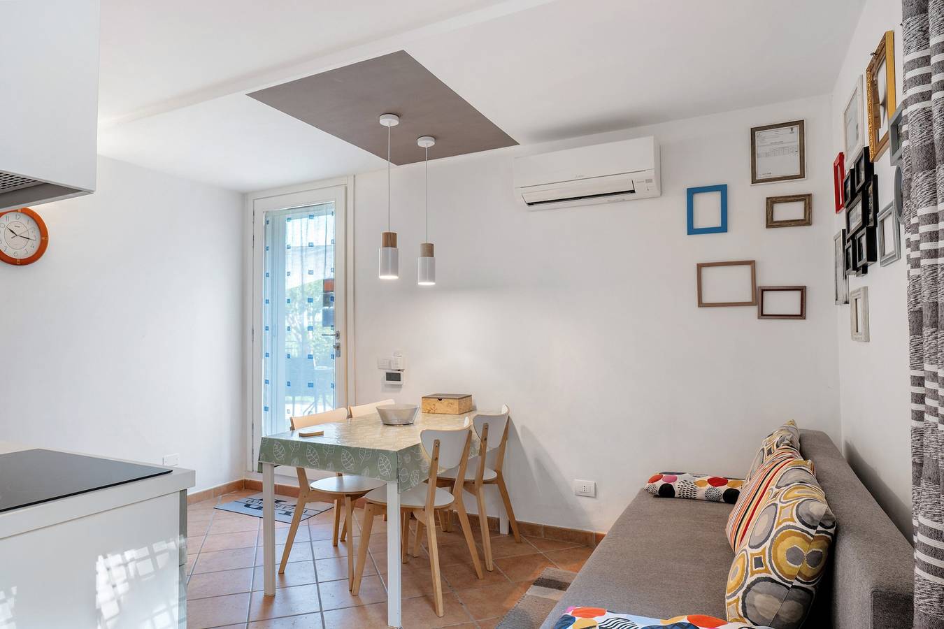 Appartement 'Villa Benaco' met gedeeld zwembad, terras en tuin, foto 7
