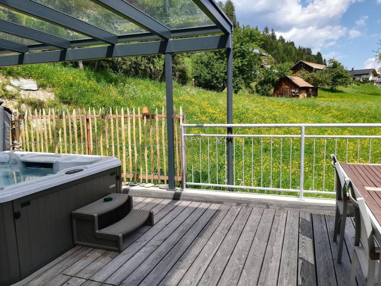 Charmantes Ferienhaus mit Whirlpool in Villgratner Berge, Strassen im Hochpustertal