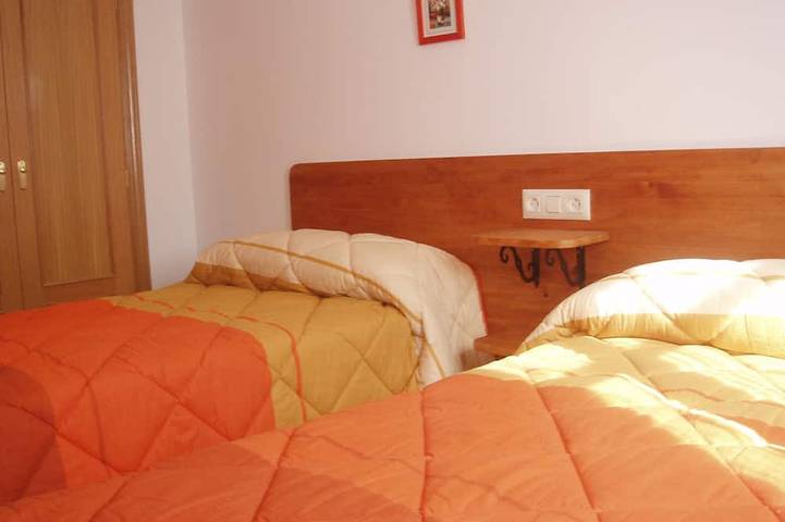 Apartamento entero, Apartamento de alquiler de 5 plazas en el centro de Benasque in Cerler, Benasque