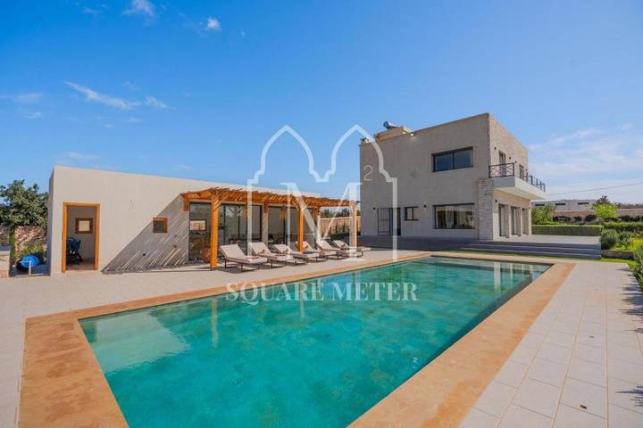 Location de vacances pour 8 personnes, avec terrasse et piscine ainsi que vue et jardin, animaux acceptés dans Sidi Kaouki