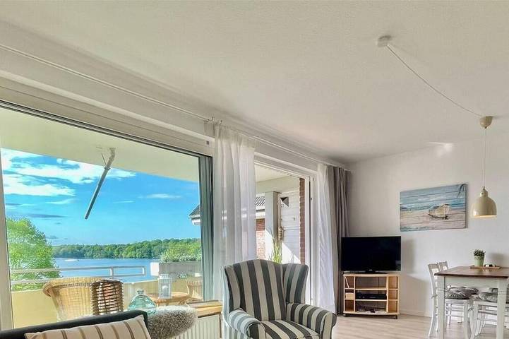 Ganze Wohnung, Heimathafen Dieksee mit Panoramablick direkt am Dieksee! in Malente, Ostholstein
