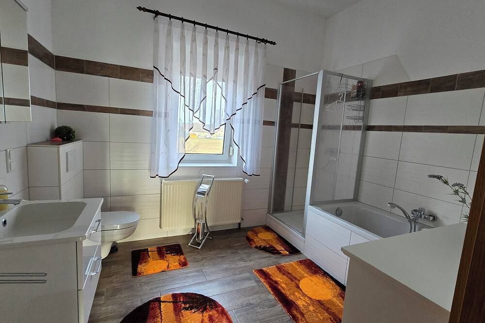 Ganze Wohnung, Pachow‘s Eichenhof Ferienwohnung & Hofladen in Lohsa, Lausitzer Seenland