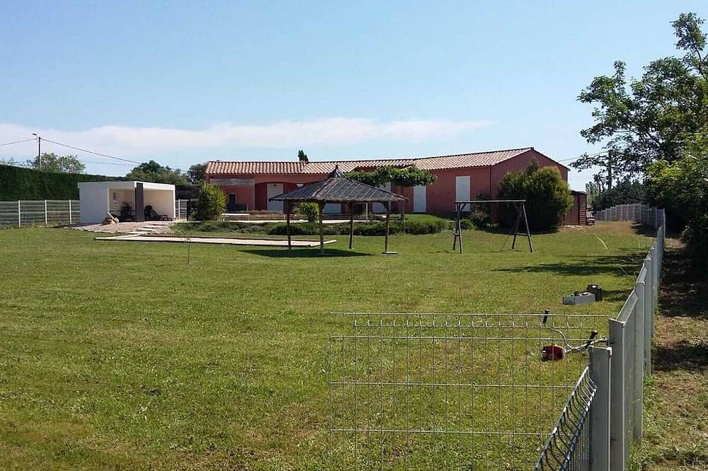 Gard - Proche Uzes - Villa standing 8 pers - Calme - Piscine - Pétanque - Vue in Rousson, Parc national des Cévennes