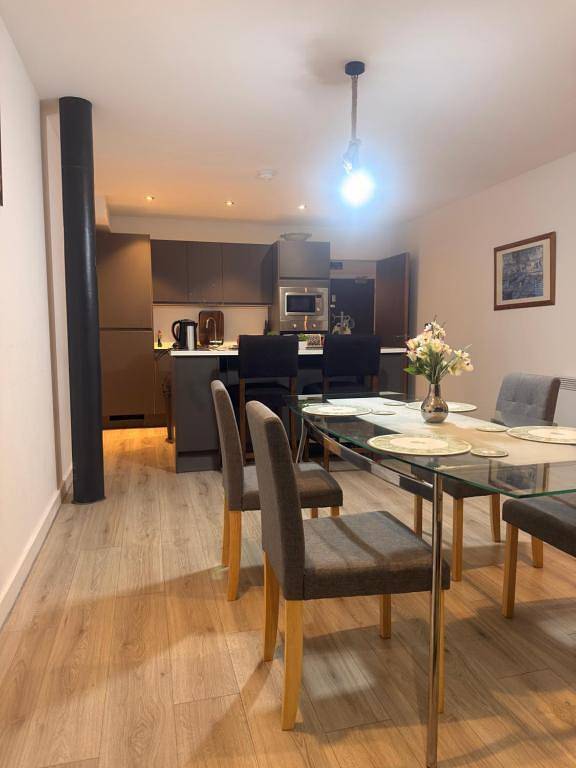 Apartamento entero, Apartamento en Bradford, a pocos pasos del estadio y la estación de tren in Bradford, Yorkshire del Oeste