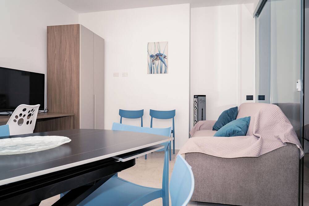 Entire apartment, Pearl Apartment in Sicciarotta-Calatubo, Balestrate