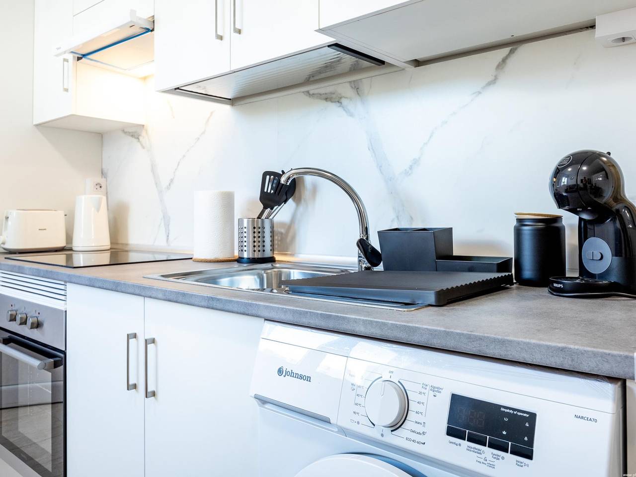 Entire apartment, Cozy apartment with pool in Playa de las Américas in San Eugenio Alto, Adeje