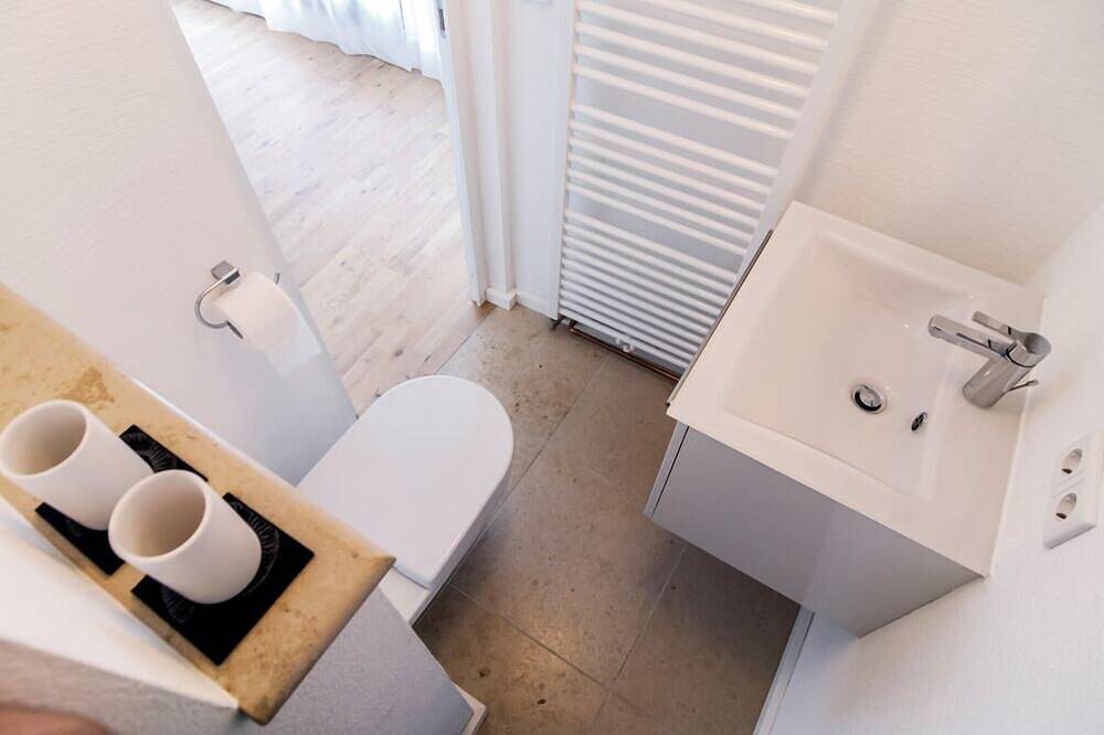 Ganze Wohnung, Moderrnes Apartment (21qm) mit eigenem Badezimmer in Eichstätt, Altmühltal