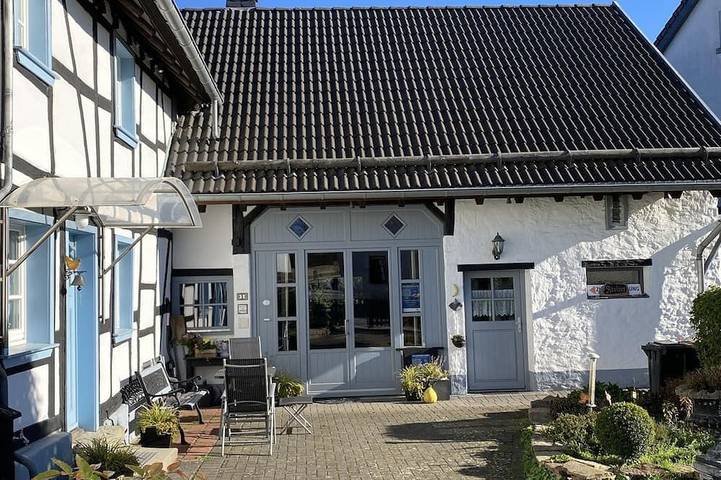 Ferienhaus für 4 Personen, mit Garten und Terrasse im Ahrtal