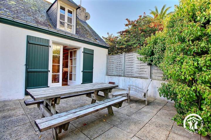 Gîte pour 9 personnes, avec jardin et terrasse