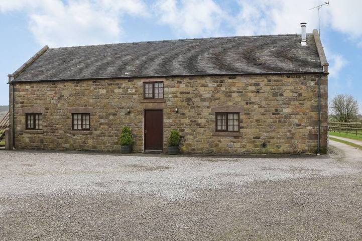 Cottage for 14 people, with Hot tub and Garden in Peak District