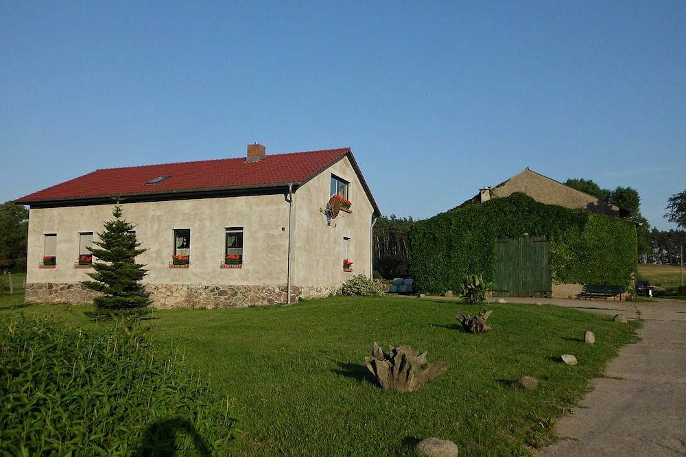 Ganze Wohnung, Ferienwohnung am Amazonas des Nordens - Ferienwohnung in Demmin, Mecklenburgische Seenplatte