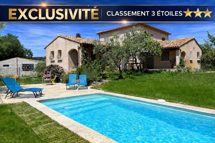 Chalet para 8 personas, con jardín y terraza además de piscina y vistas, Se admiten mascotas - 1
