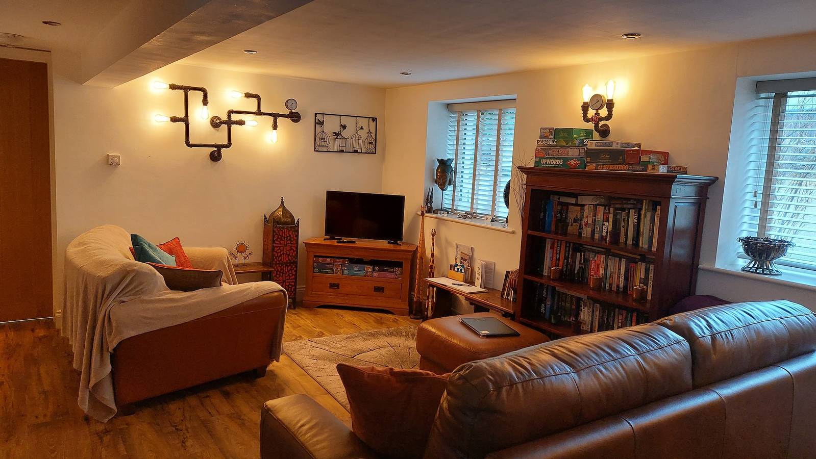 1 Bed Flat - Sleeps 4 - Garden - Parking - Wifi in Hawkshead, Lake District
