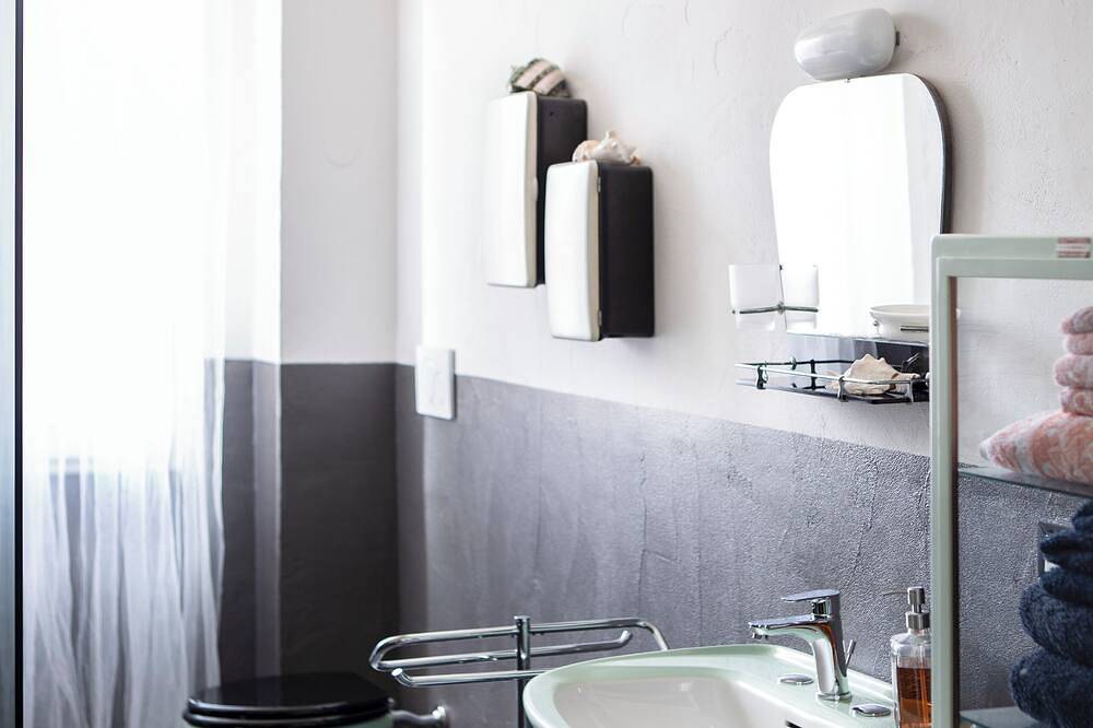 Room rentals Reggio Emilia | démodé studio in Reggio nell'Emilia, Reggio Emilia Provinz