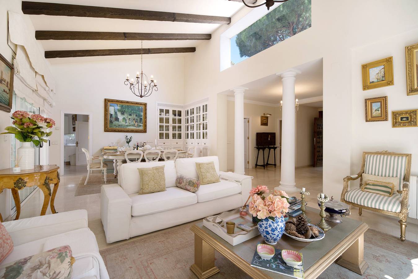 Villa 'Olmo Tree' avec piscine privée, Wi-Fi et climatisation in Vistahermosa, El Puerto de Santa María