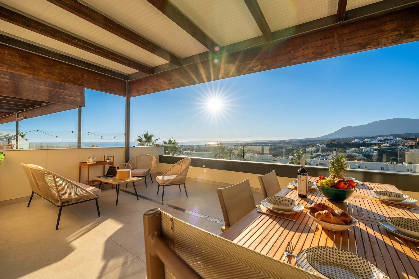 Ganze Wohnung, Ferienwohnung für 4 Personen mit Garten in Royal Flamingos Golf Resort, Benahavís