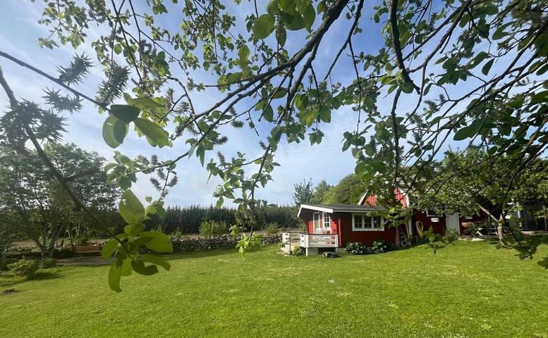 Cottage pour 3 personnes, avec jardin et jacuzzi ainsi que balcon et sauna